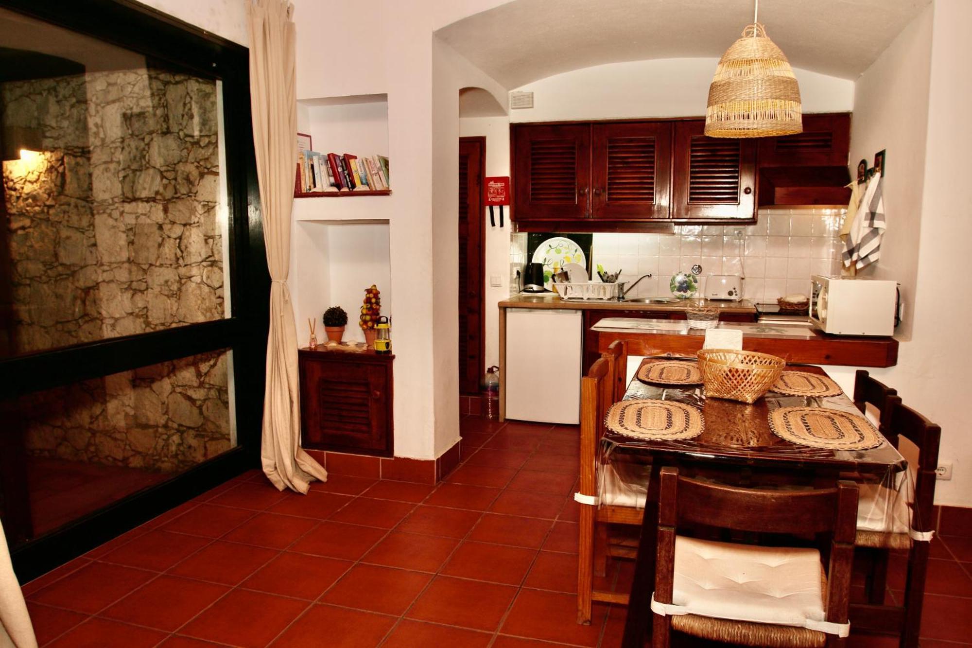 Villa Jacaranda - 550M From The Beach - Free Wifi - By Bedzy Albufeira Eksteriør bilde
